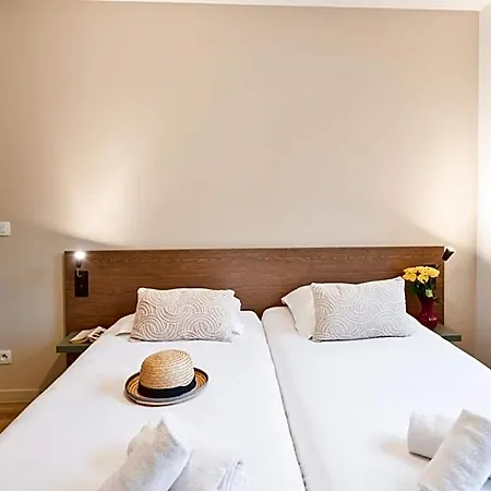 Aparthotel Comfort Versailles, St Cyr L'ecole 3*