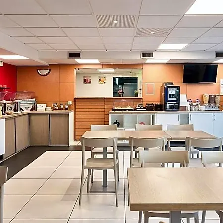 Comfort Versailles, St Cyr L'ecole מלון דירות