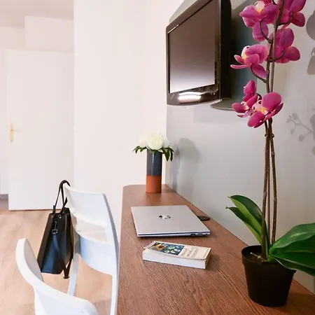 מלון דירות Comfort Versailles, St Cyr L'ecole